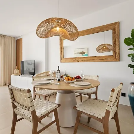 Modern With Terrace & Pools Next To Golf Apartamento Casares